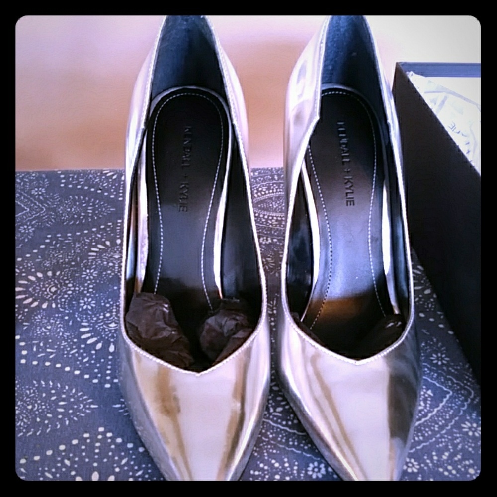 Dress Pumps